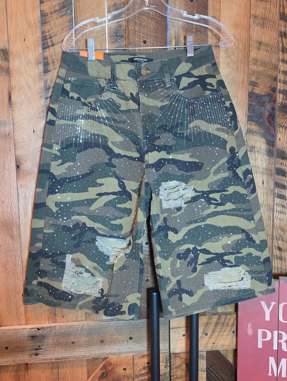 168p American Bazi Camo Distressed Rhinestone Women’s Shorts - Green